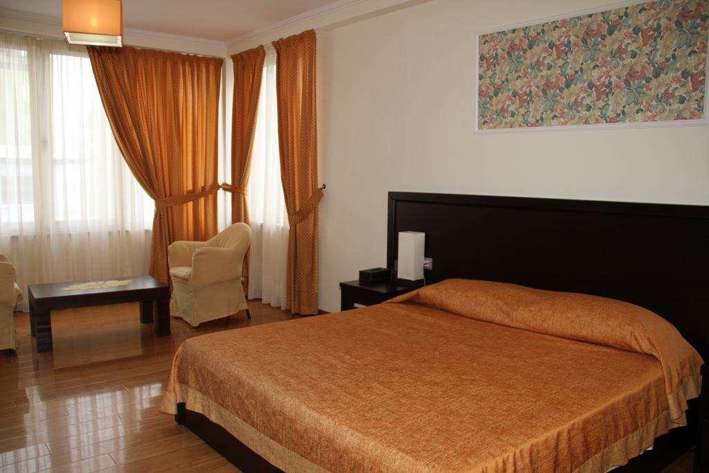 Hotel Leonardo Durres Room photo